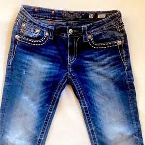 Miss Me Skinny Jeans 28